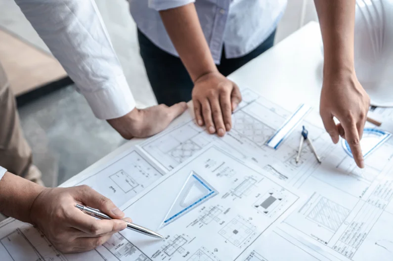 ANALISE CRITICA E CONTROLE DE QUALIDADE DE PROJETOS